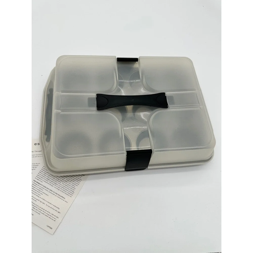 Cook's Essentials Cupcake Muffin Pan with‎ Locking Lid Carrier Gray 12 Cup